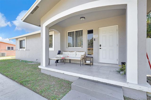 3280 NW 213th Ter, Miami Gardens, FL 33056