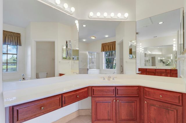 411 Eagleton Cove Way, Palm Beach Gardens, FL 33418