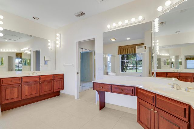 411 Eagleton Cove Way, Palm Beach Gardens, FL 33418