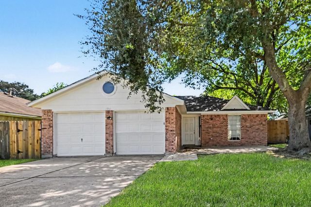 1911 Bogatto Street, La Marque, TX 77568