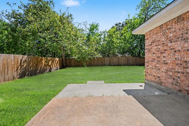 1911 Bogatto Street, La Marque, TX 77568