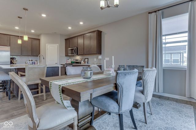 948 Fred Lane, Greenwood, IN 46143