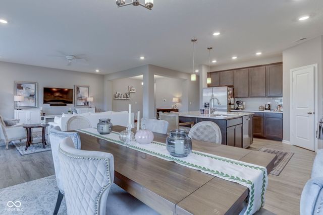 948 Fred Lane, Greenwood, IN 46143