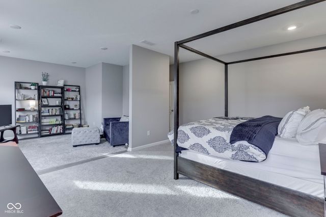 948 Fred Lane, Greenwood, IN 46143