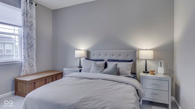 948 Fred Lane, Greenwood, IN 46143