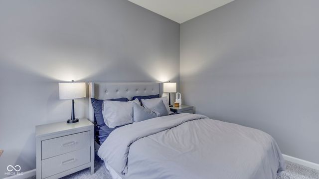 948 Fred Lane, Greenwood, IN 46143