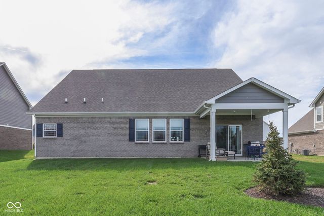 948 Fred Lane, Greenwood, IN 46143