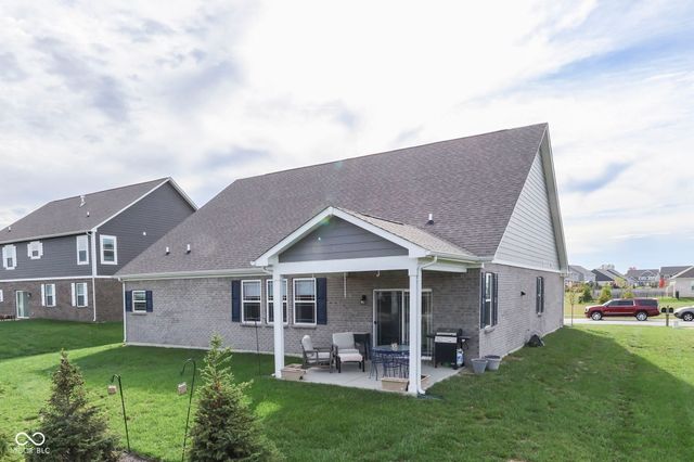 948 Fred Lane, Greenwood, IN 46143