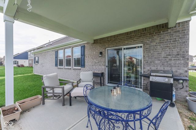 948 Fred Lane, Greenwood, IN 46143