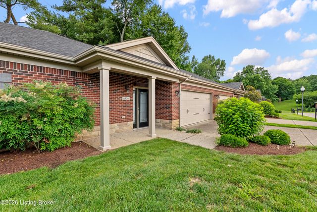 6436 Clover Trace Cir, Louisville, KY 40216