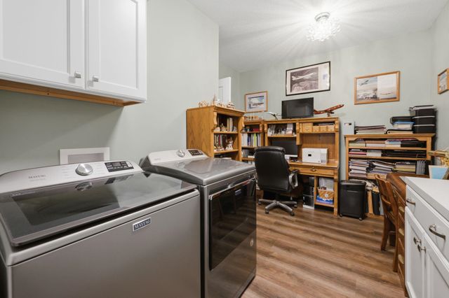 6546 W Collina St, Wichita, KS 67205