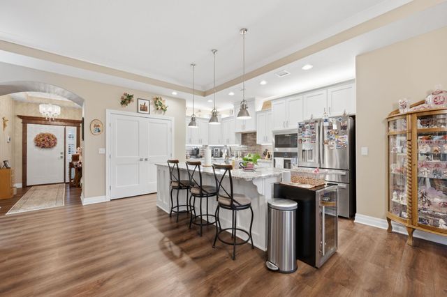6546 W Collina St, Wichita, KS 67205
