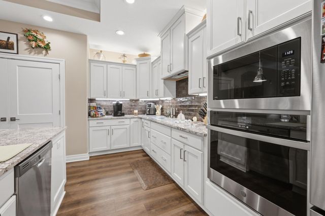 6546 W Collina St, Wichita, KS 67205