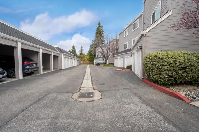 4844 Lakebird Place, San Jose, CA 95124