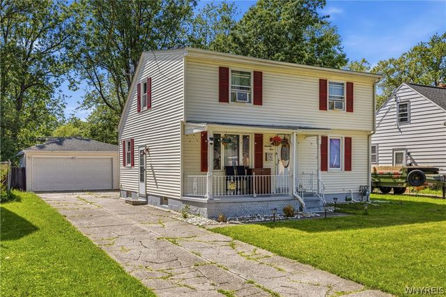 74 South Huxley Drive, Cheektowaga, NY 14225