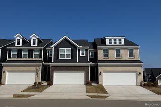 1477 Superior Drive, Milford Charter Township, MI 48381