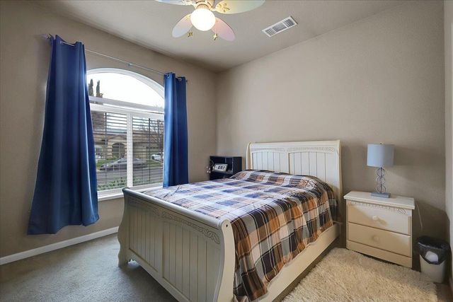 637 Anna Dr, Yuba City, CA 95993