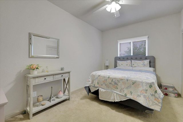 637 Anna Dr, Yuba City, CA 95993