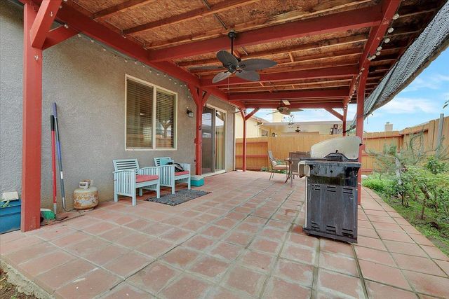 637 Anna Dr, Yuba City, CA 95993