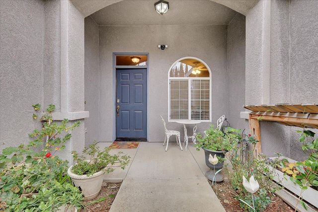 637 Anna Dr, Yuba City, CA 95993