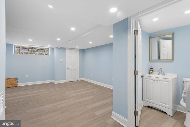 4240 SHEFFIELD AVE, Philadelphia, PA 19136