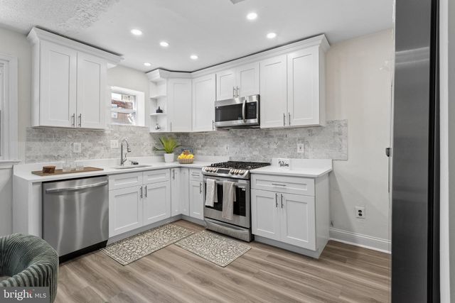 4240 SHEFFIELD AVE, Philadelphia, PA 19136