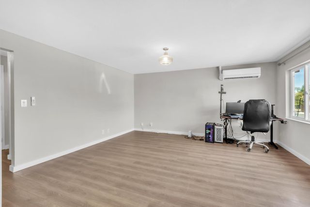 265 E 11th St, Lincoln, CA 95648
