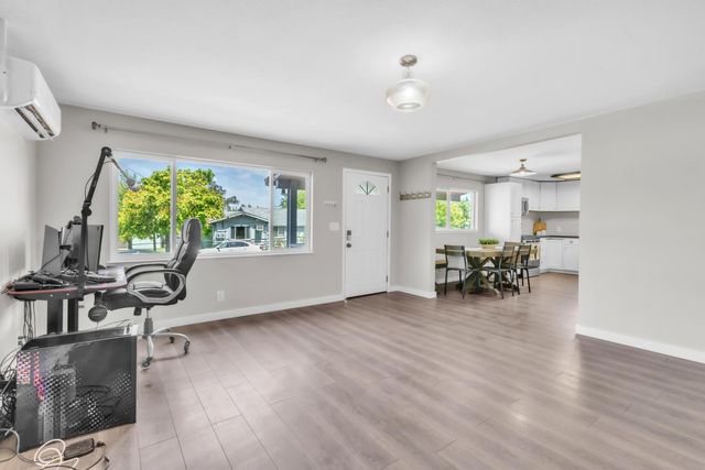 265 E 11th St, Lincoln, CA 95648