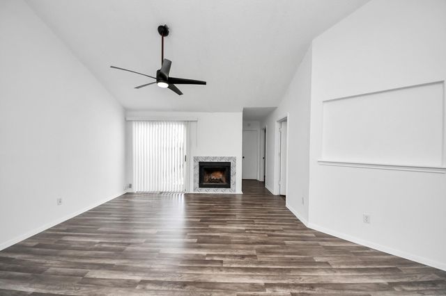 6415 Horsepen Bayou Drive, Houston, TX 77084