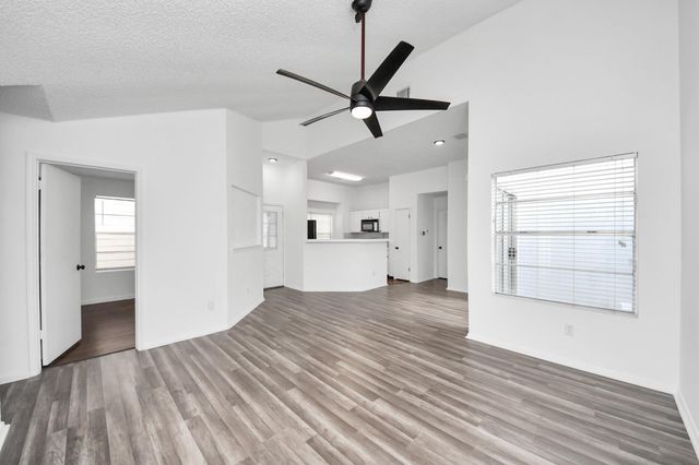 6415 Horsepen Bayou Drive, Houston, TX 77084