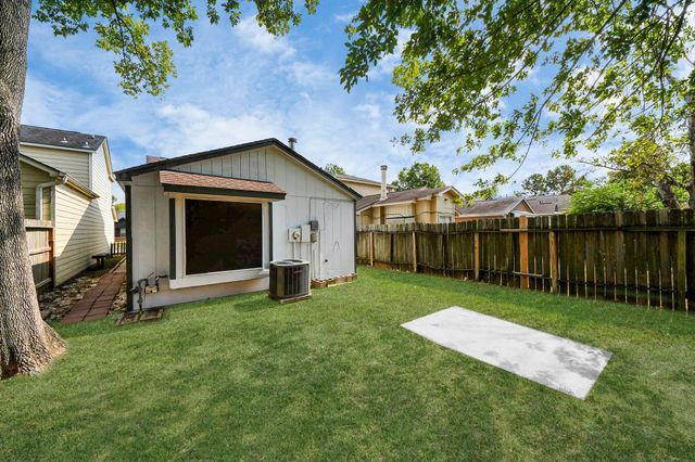 6415 Horsepen Bayou Drive, Houston, TX 77084