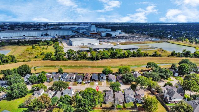 6415 Horsepen Bayou Drive, Houston, TX 77084