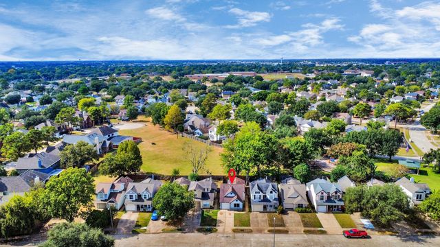 6415 Horsepen Bayou Drive, Houston, TX 77084