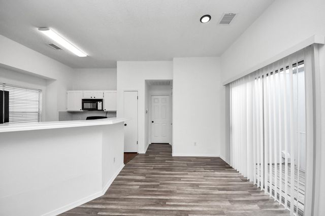 6415 Horsepen Bayou Drive, Houston, TX 77084