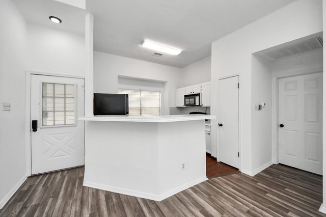 6415 Horsepen Bayou Drive, Houston, TX 77084