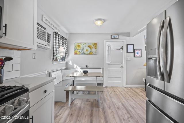 6 Hollywood Drive, Brick, NJ 08723