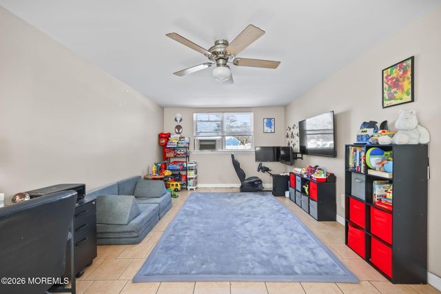 6 Hollywood Drive, Brick, NJ 08723