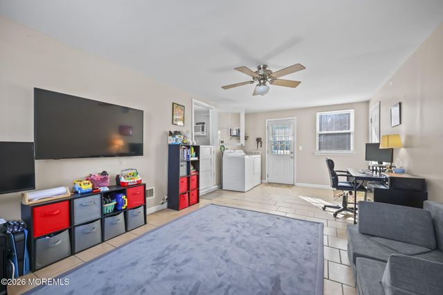 6 Hollywood Drive, Brick, NJ 08723