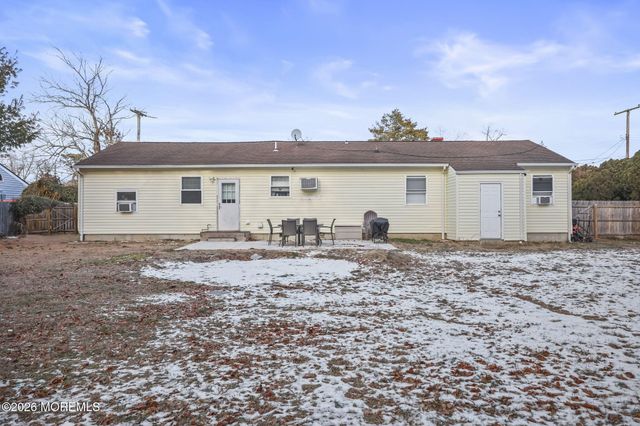 6 Hollywood Drive, Brick, NJ 08723