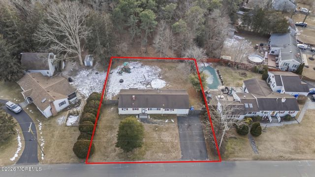 6 Hollywood Drive, Brick, NJ 08723