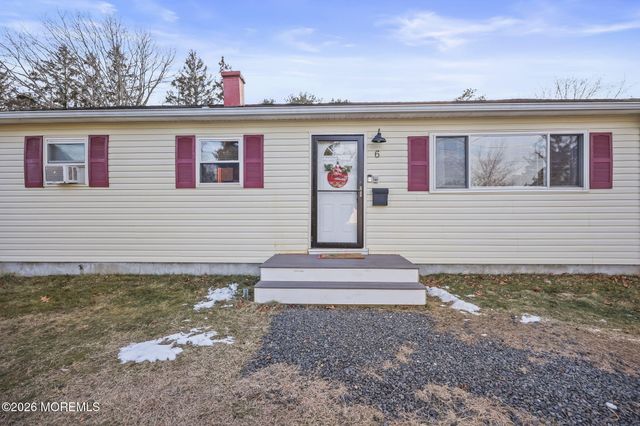 6 Hollywood Drive, Brick, NJ 08723