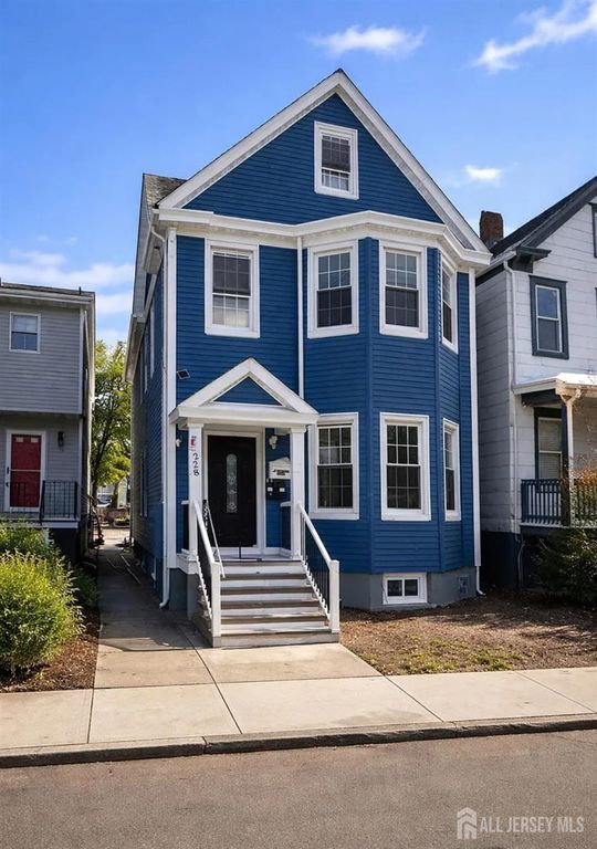 228 2nd St Street 1, Perth Amboy, NJ 08861
