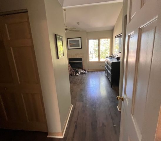 4252 W Harrington Lane, Chicago, IL 60646