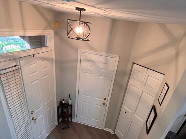 4252 W Harrington Lane, Chicago, IL 60646