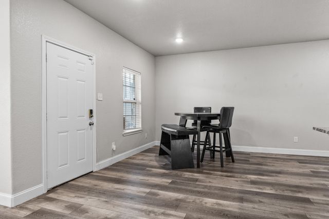 850 E Harvey Avenue, Fort Worth, TX 76104