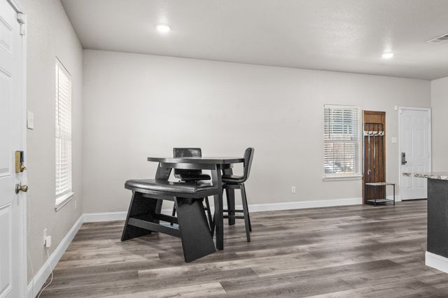 850 E Harvey Avenue, Fort Worth, TX 76104