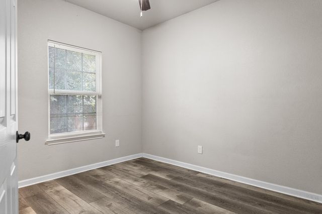 850 E Harvey Avenue, Fort Worth, TX 76104
