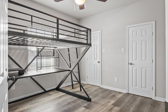 850 E Harvey Avenue, Fort Worth, TX 76104