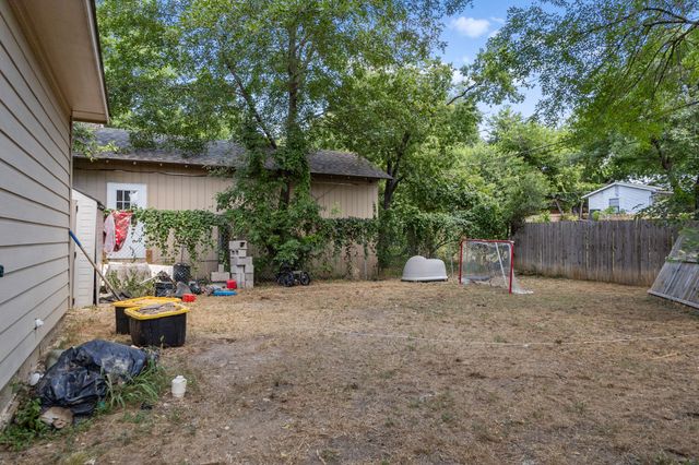 850 E Harvey Avenue, Fort Worth, TX 76104