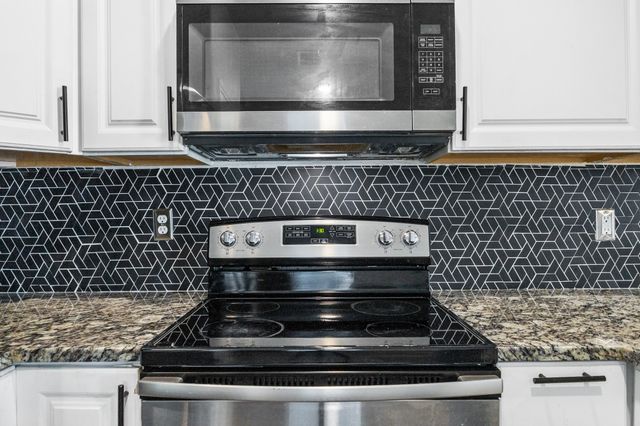 850 E Harvey Avenue, Fort Worth, TX 76104